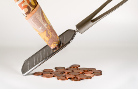 Geldwechsler © Ronald Kurätzki zum Thema "Haushaltsgegenstände neu gesehen"